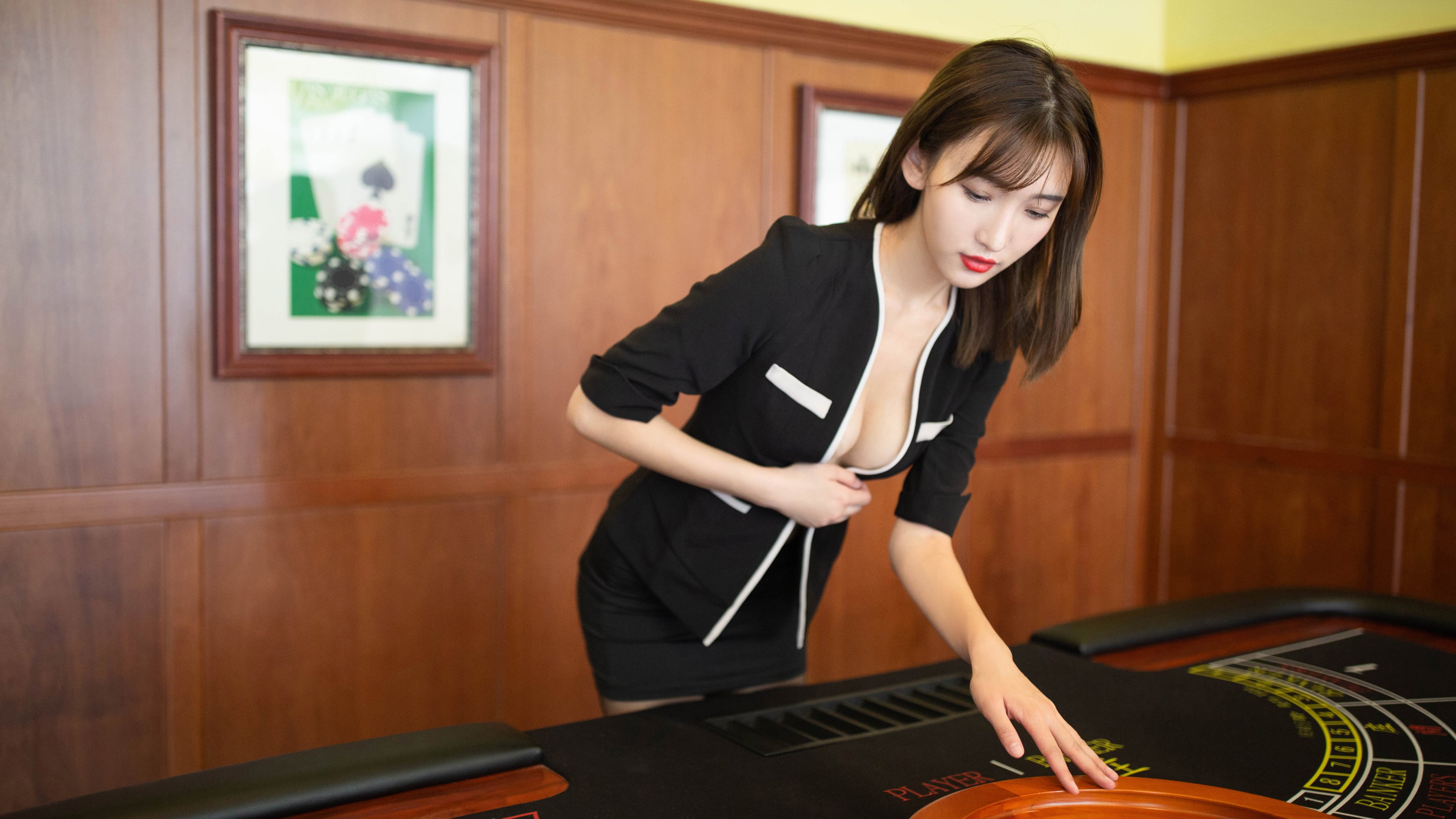 乐鱼电竞在线平台-伯恩茅斯新援表现抢眼，助力保级，伯恩茅斯图片