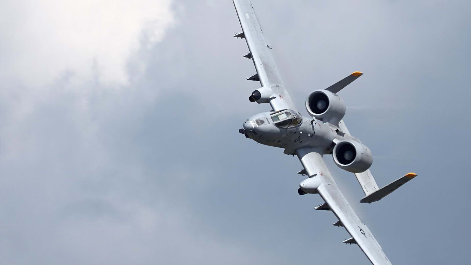 利物浦高压逼抢犀利，红军重燃争冠希望，利物浦高层