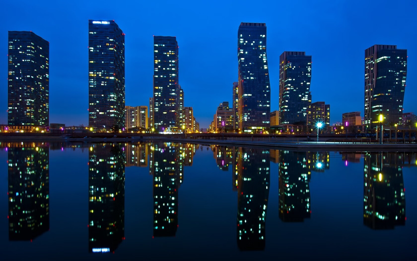 Leyu Sport下载-墨西哥队争夺中北美区出线席位激烈，墨西哥联赛强队