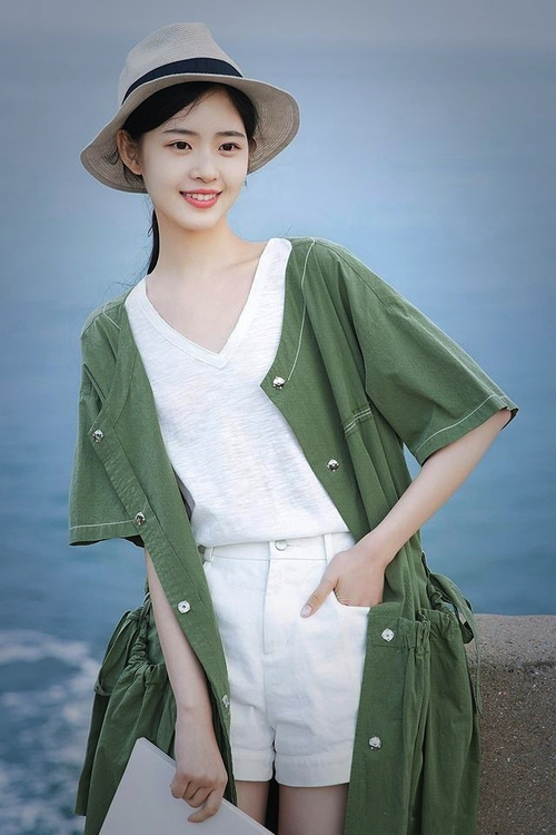 查尔莫斯领跑100自预赛，查尔莫斯防守怎么样